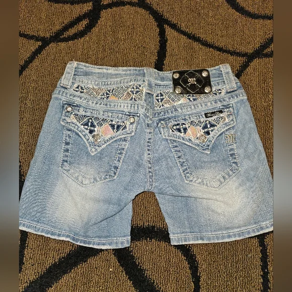Miss Me shorts - Picture 2 of 4